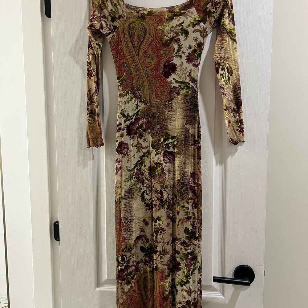 Elegant Floral Long Sleeve Dress        Boutique San Remo -